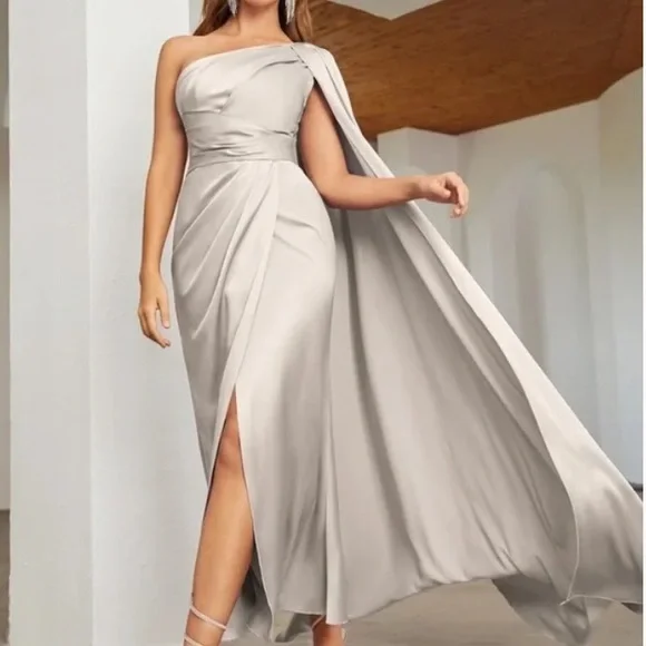 Luxe One shoulder Party  Formal Evening  Prom Satin Wedding Dress - Picture 6 of 15